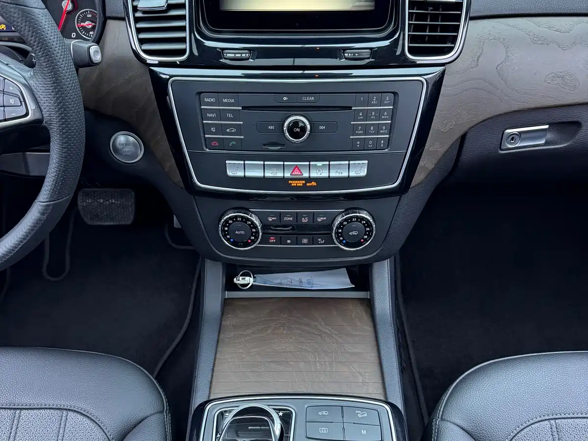 Mercedes-Benz GLE 2016 2016 GLE 400 4MATIC
