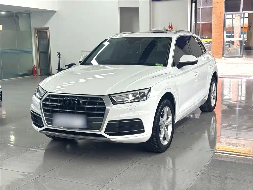 Audi Q5L 2020 Facelift 40 TFSI Honor Progressive фото 2