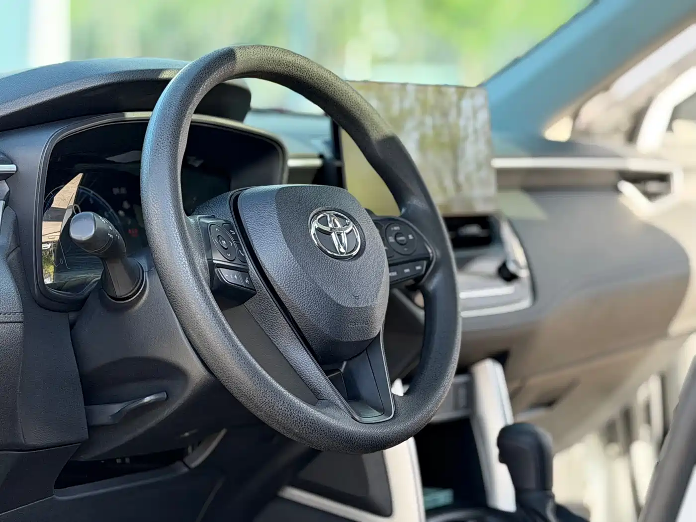 Toyota Corolla Cross 2023 2.0L Elite Edition фото 4