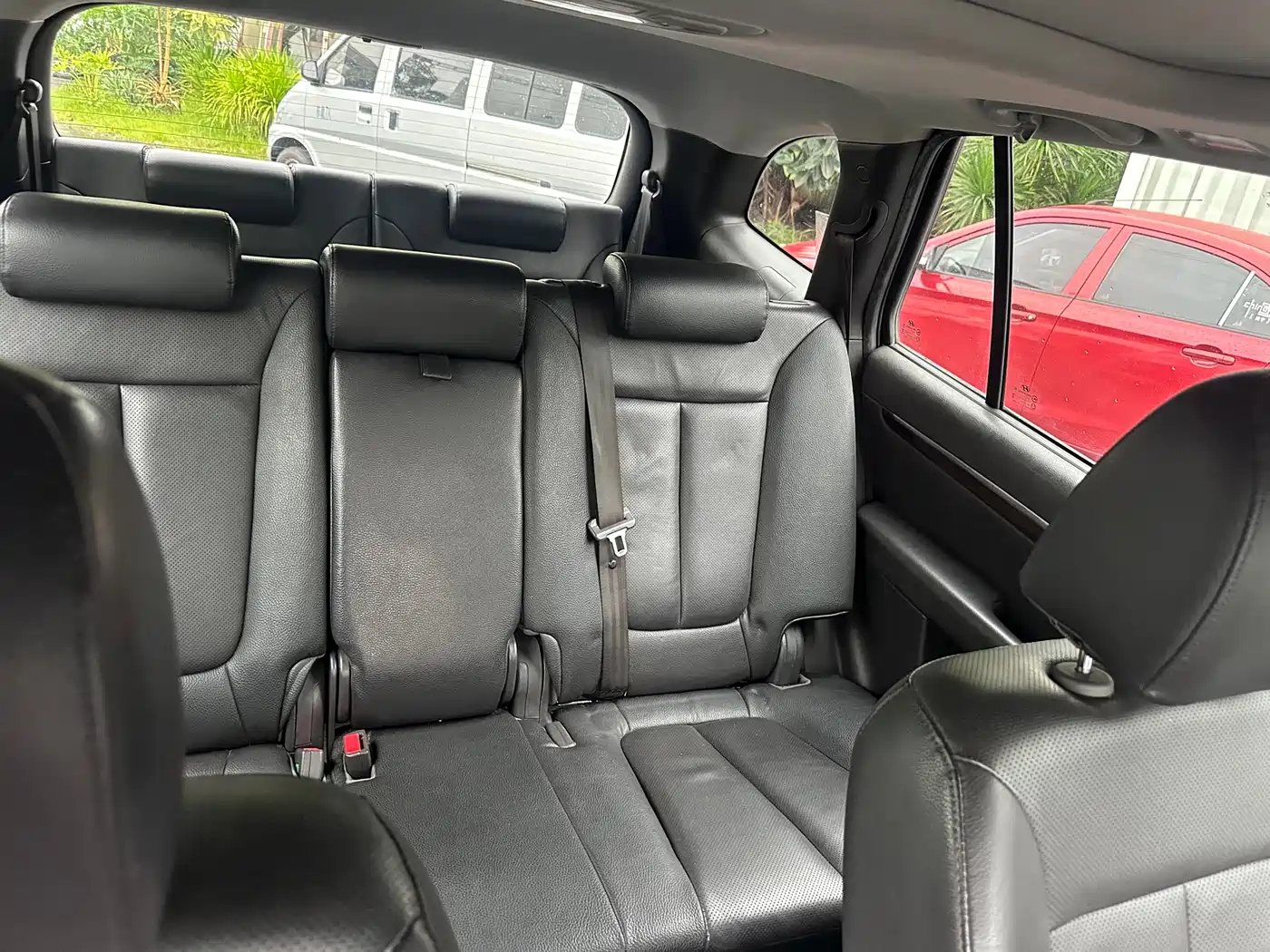 Hyundai Santa Fe Classic 2011 2.4 Premium 7-seat 2WD фото 19