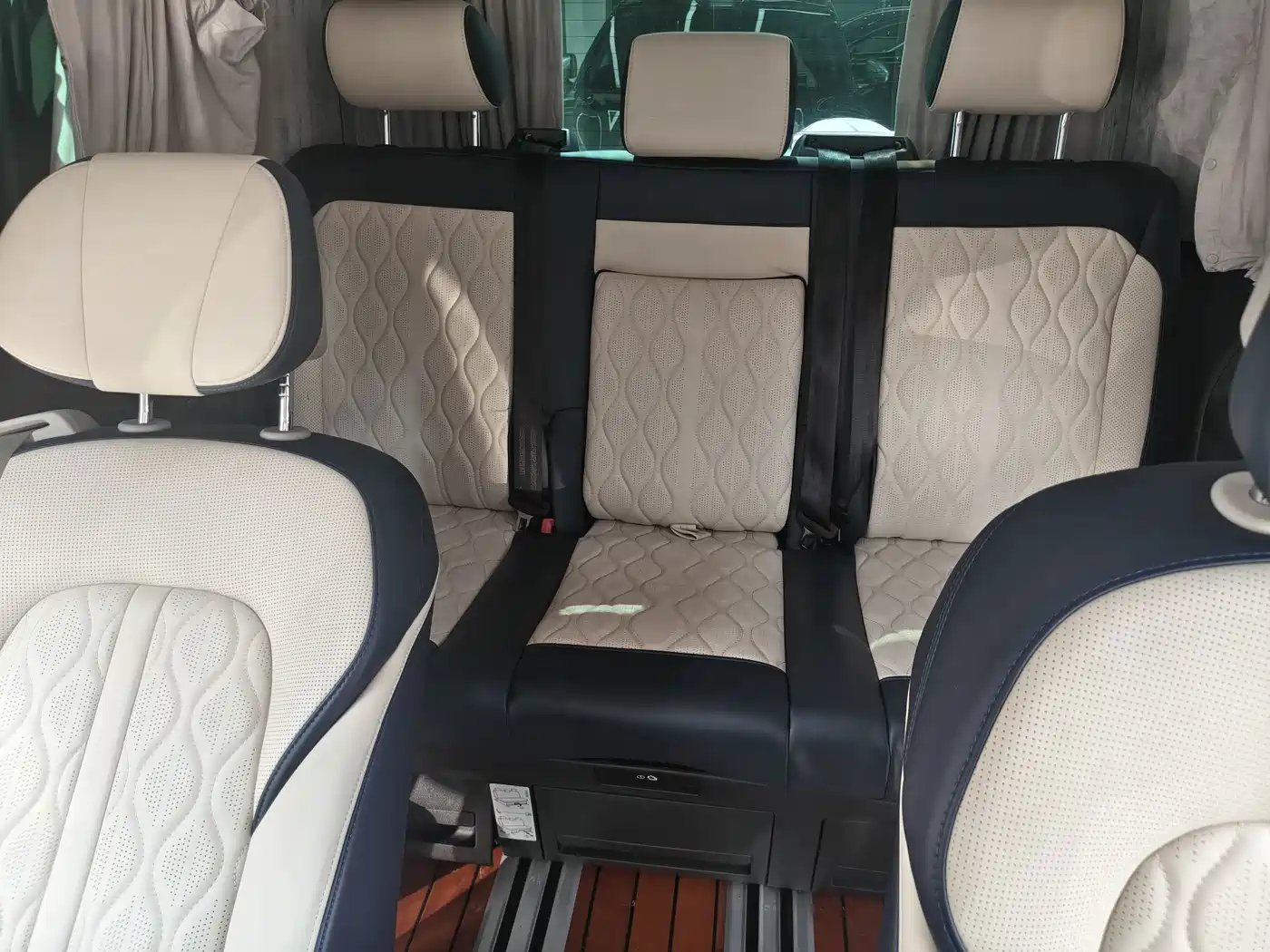 Volkswagen Multivan 2020 2019 2.0TSI 2WD Luxury 7-seater