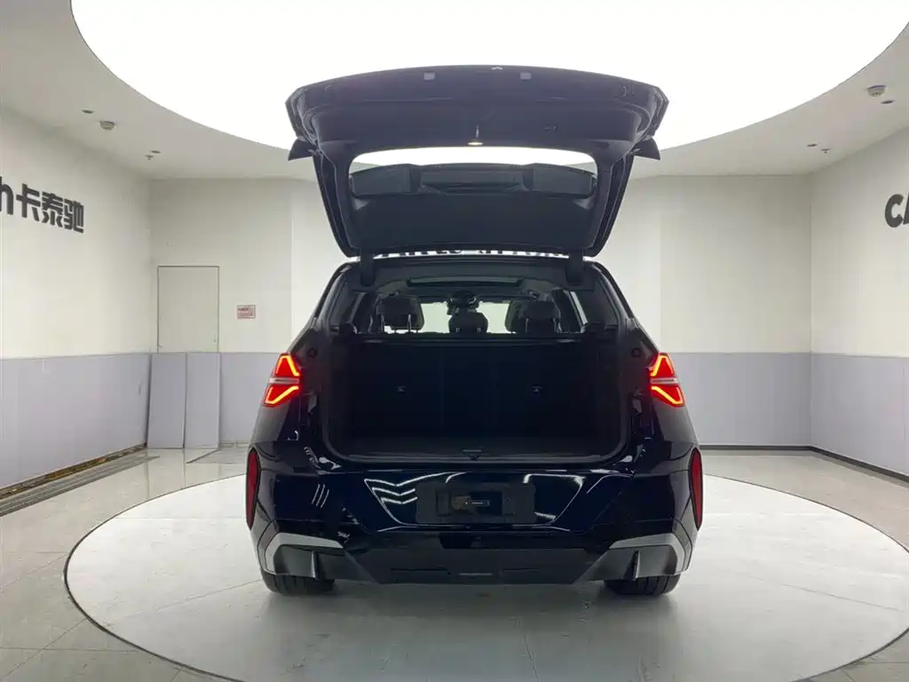 BMW X3 2025 xDrive30L Premium Model M Sport Black Package фото 30