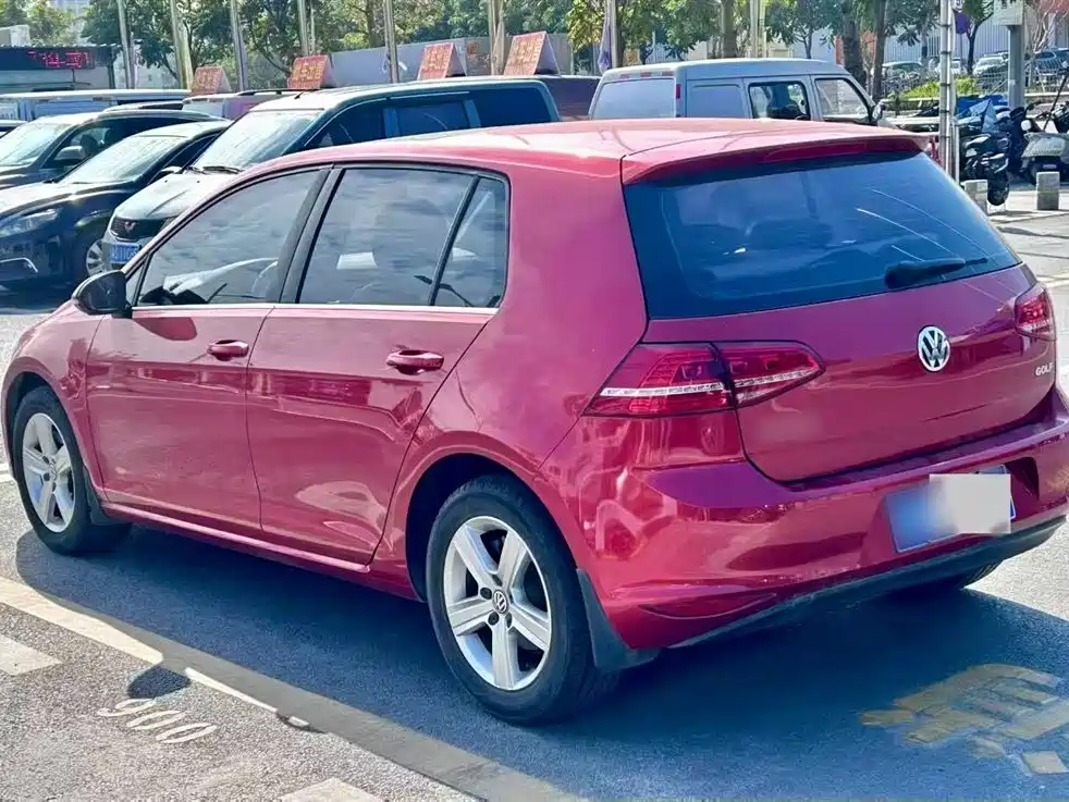 Volkswagen Golf 2016 1.6L Automatic Comfort фото 4