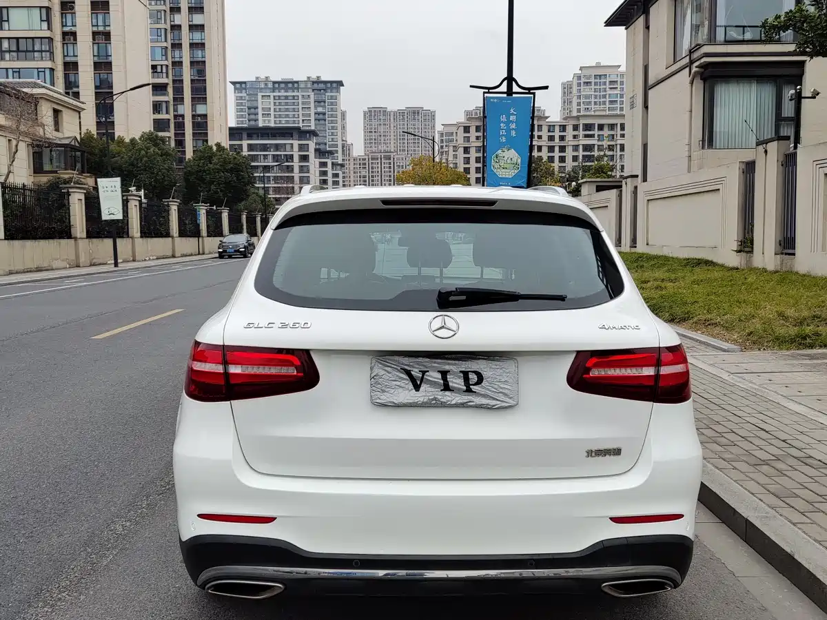 Mercedes-Benz GLC 2018 GLC 260 4MATIC Luxury фото 10