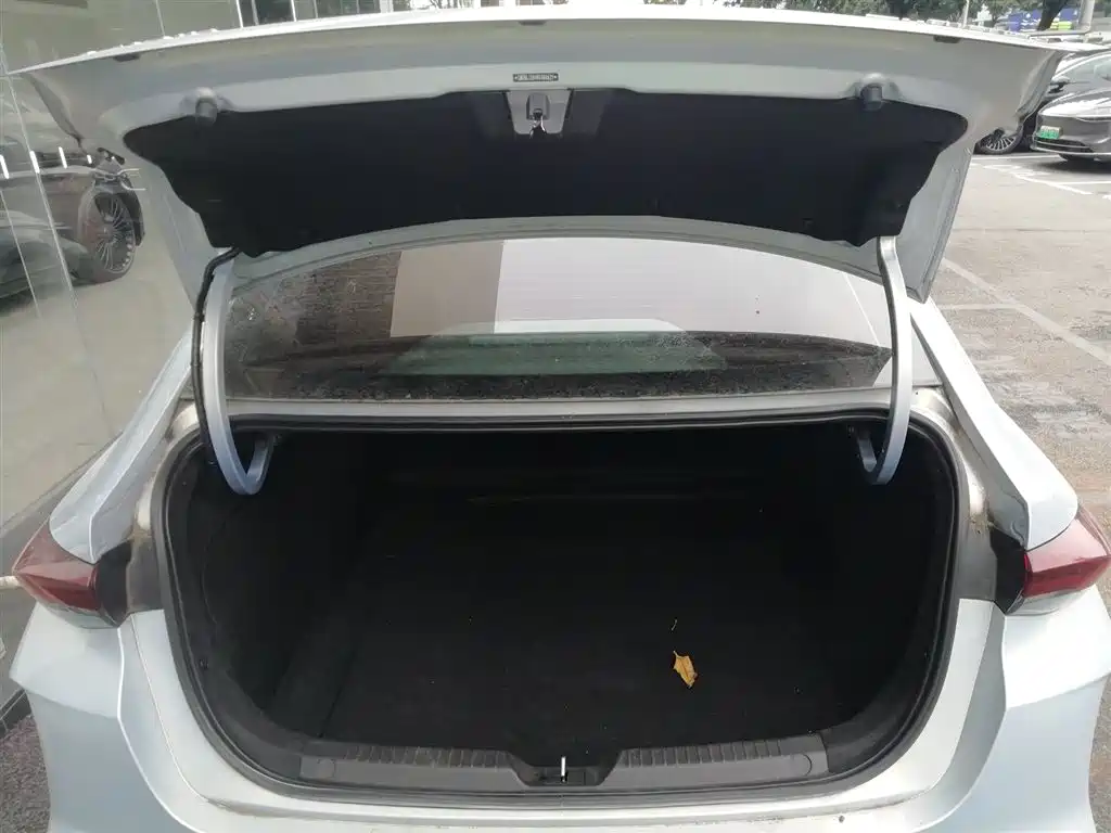 GAC Trumpchi Trumpchi Emkoo 2023 Shadow Leopard H Smart Hybrid фото 9