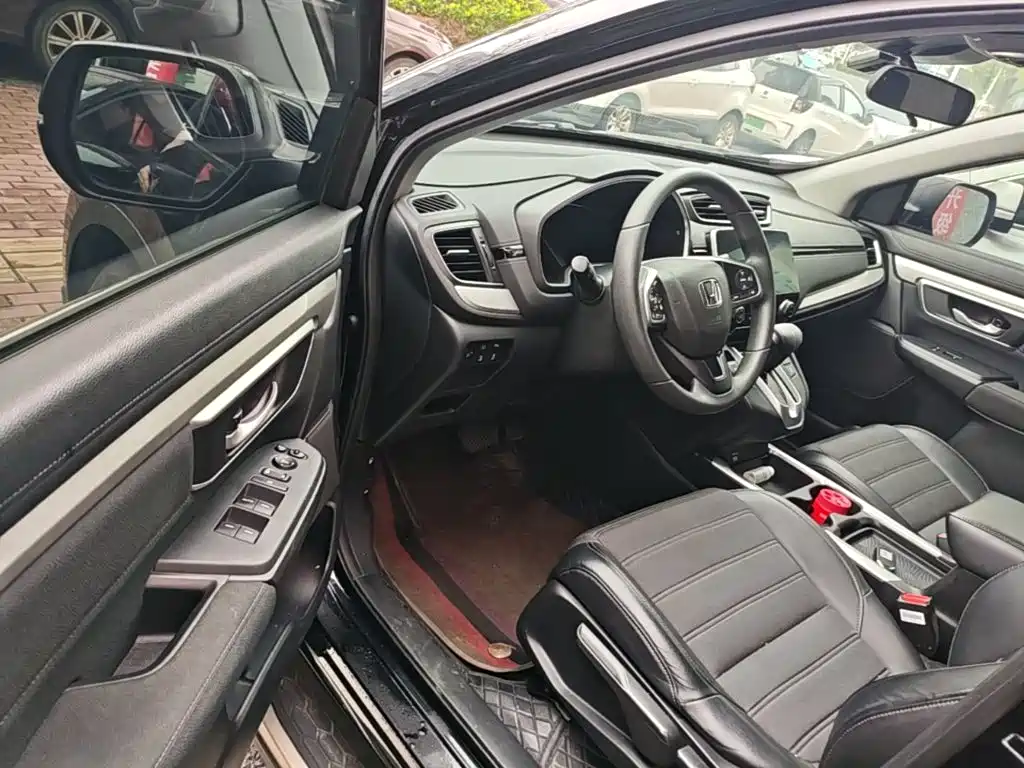 Фото 16 - Honda CR-V