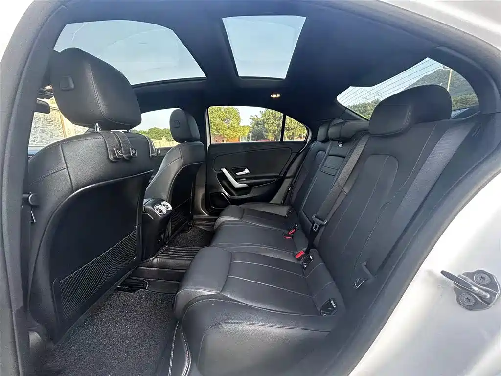 Mercedes-Benz A-Class 2022 A 180 L Sport Sedan фото 9