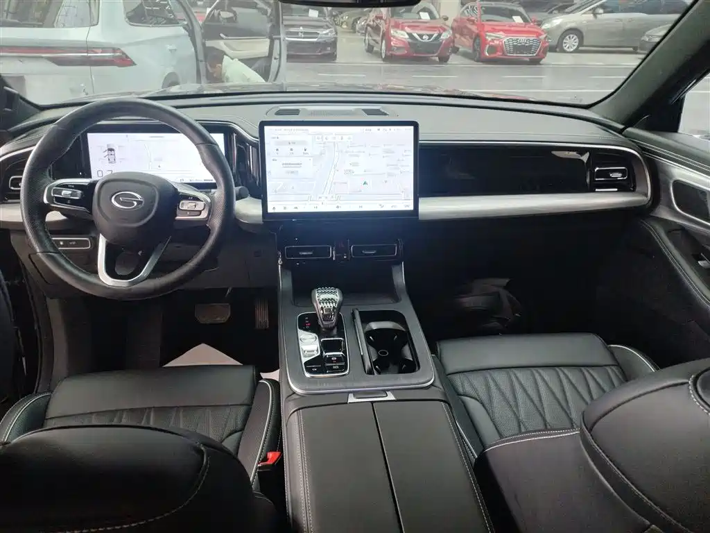 GAC Trumpchi Trumpchi GS8 2024 Navigator Series 2.0TGDI 2WD Luxury Smart Connect Edition фото 12