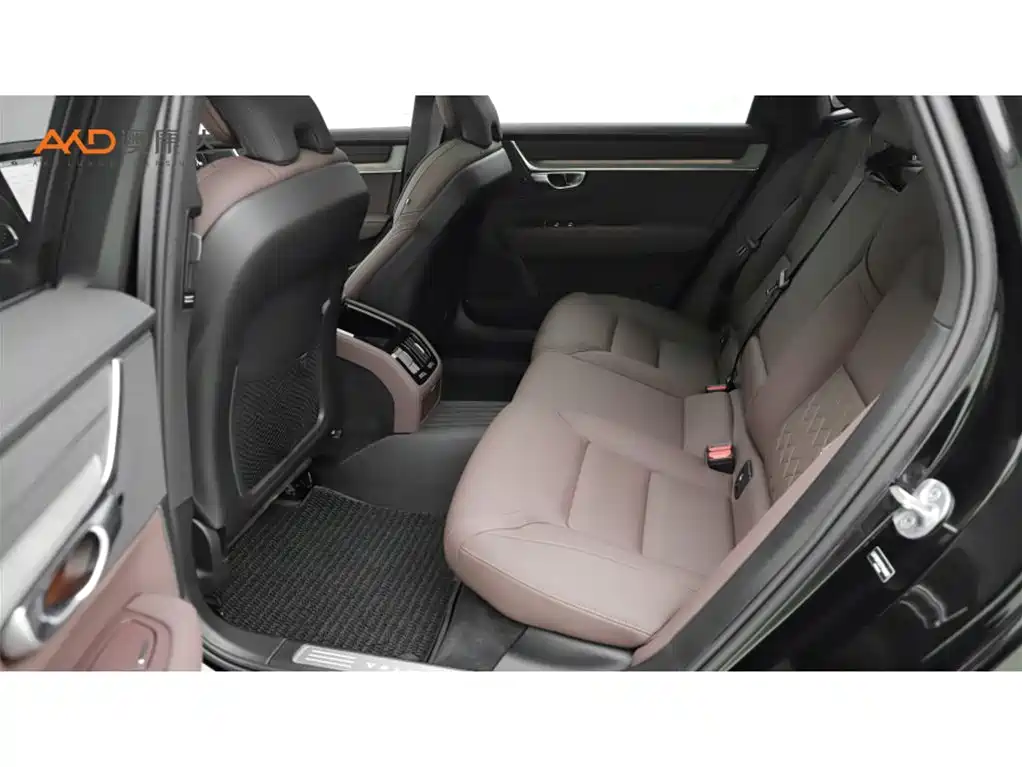 Volvo S90 2026 B5 Zhiyi Luxury Edition фото 7