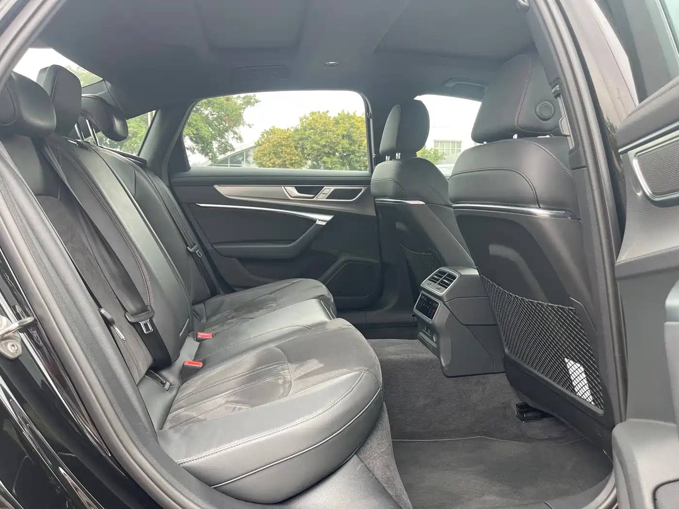 Audi A6L 2024 45 TFSI Premium Dynamic фото 9