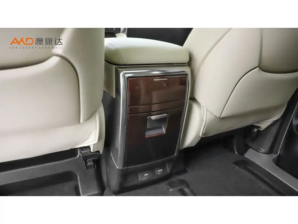 Toyota Alphard 2015 3.5L Luxury Edition фото 10