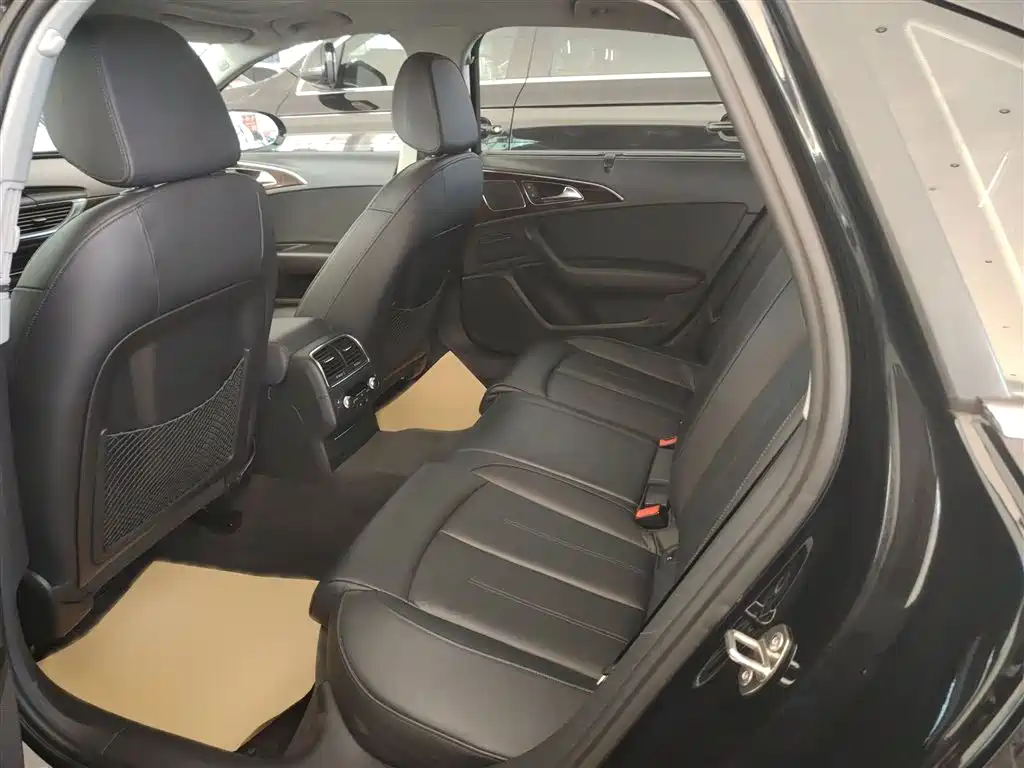 Audi A6L 2014 30 FSI Comfort фото 8
