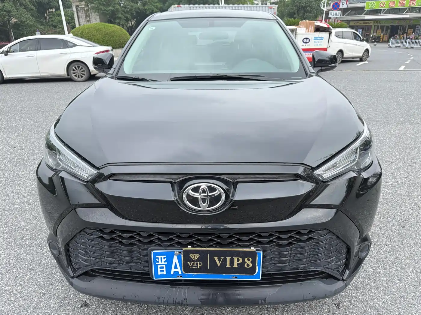 Toyota Frontlander 2024 2.0L CVT Elite Edition фото 2