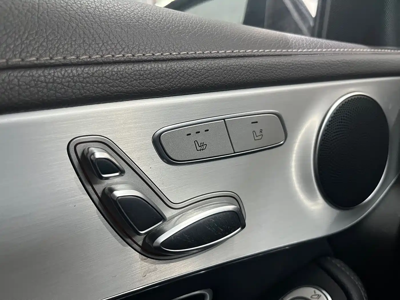 Mercedes-Benz GLC 2022 Model GLC 260 L 4MATIC Dynamic Edition фото 13