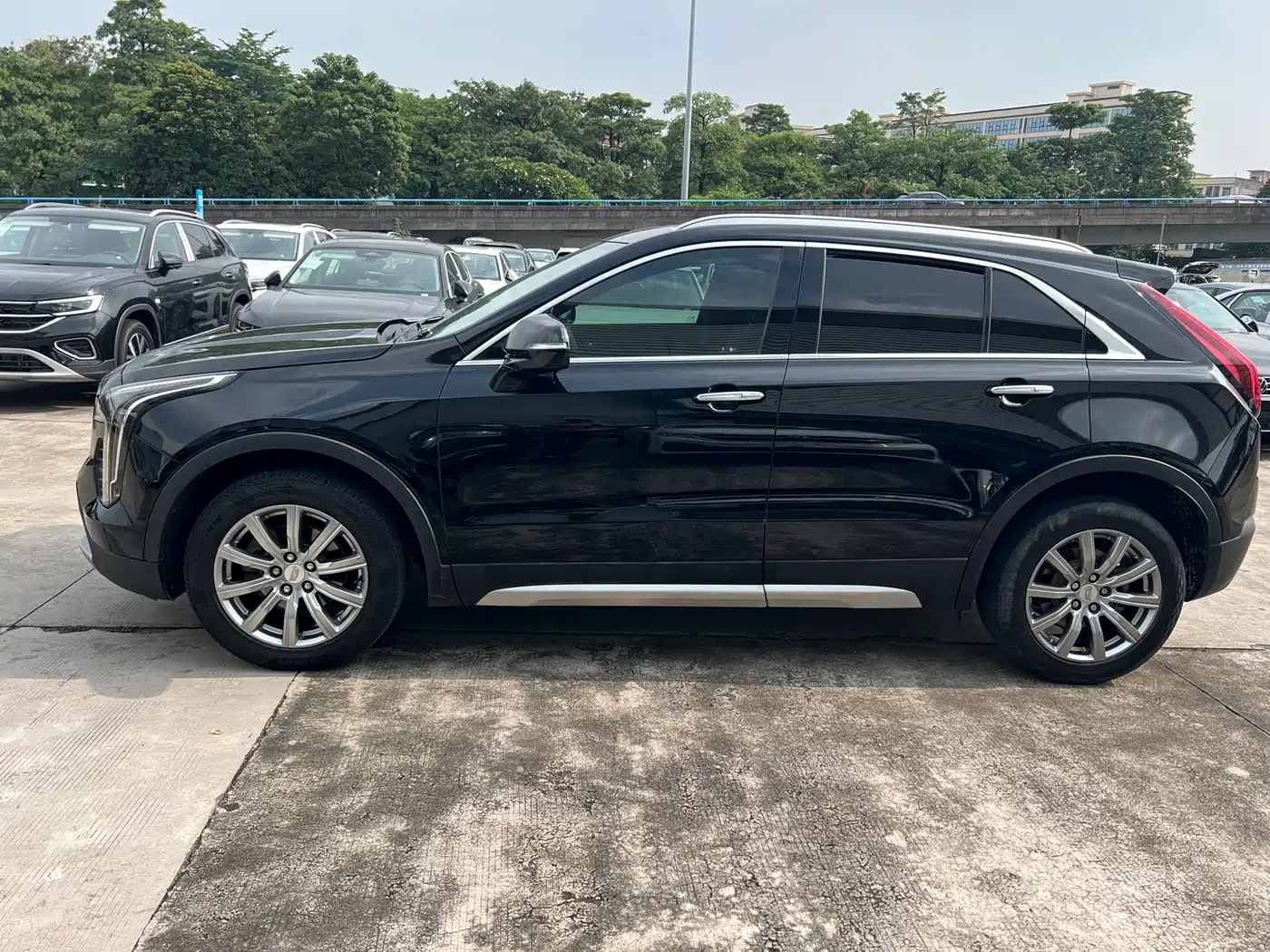 Cadillac XT4 2018 28T FWD Leading Edition фото 17