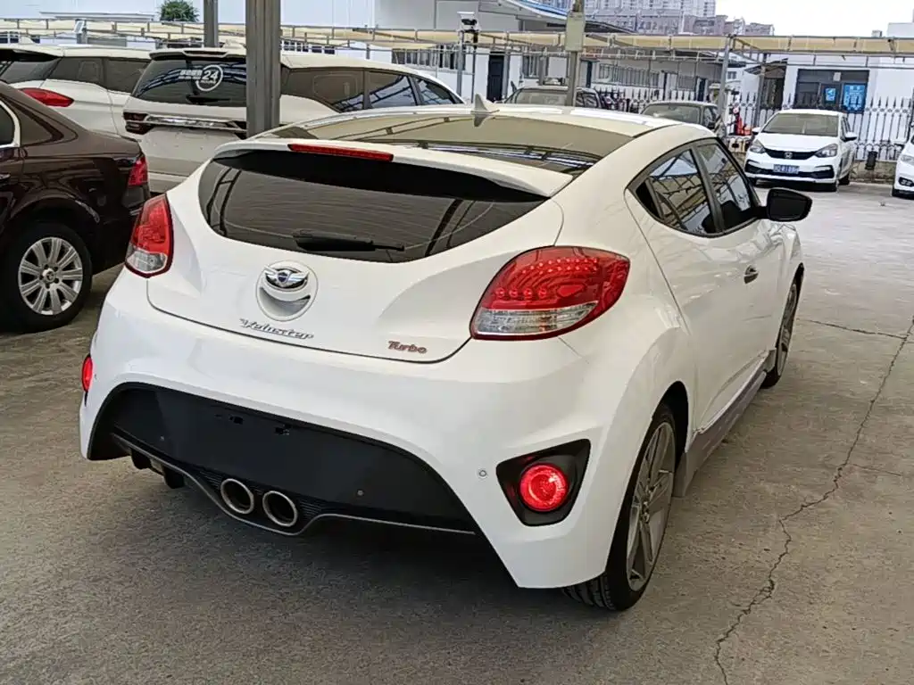 Hyundai Veloster 2015 2012 1.6T Automatic Premium