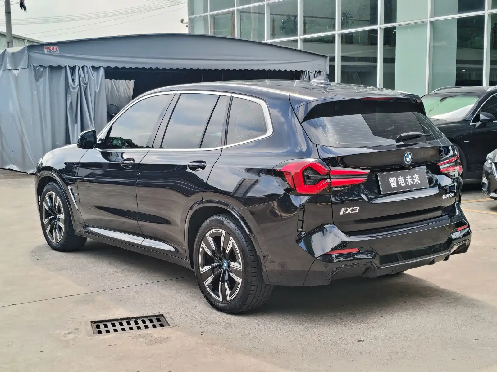 Фото 6 - BMW iX3