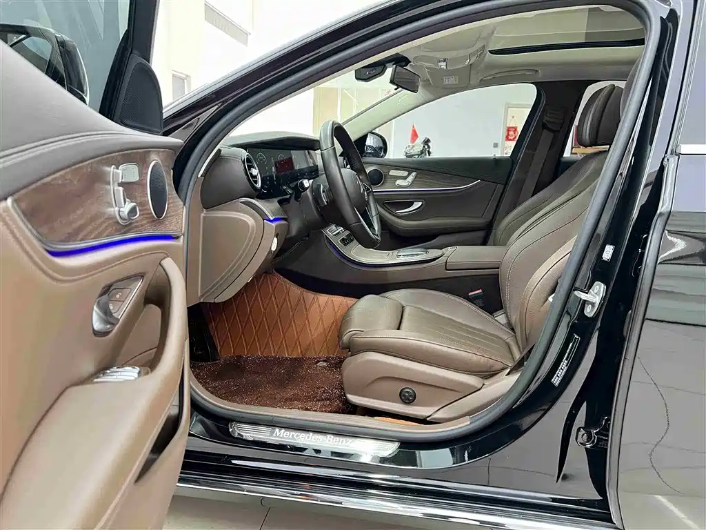 Mercedes-Benz E-Class 2022 Model Facelift II E 260 L 4MATIC фото 7