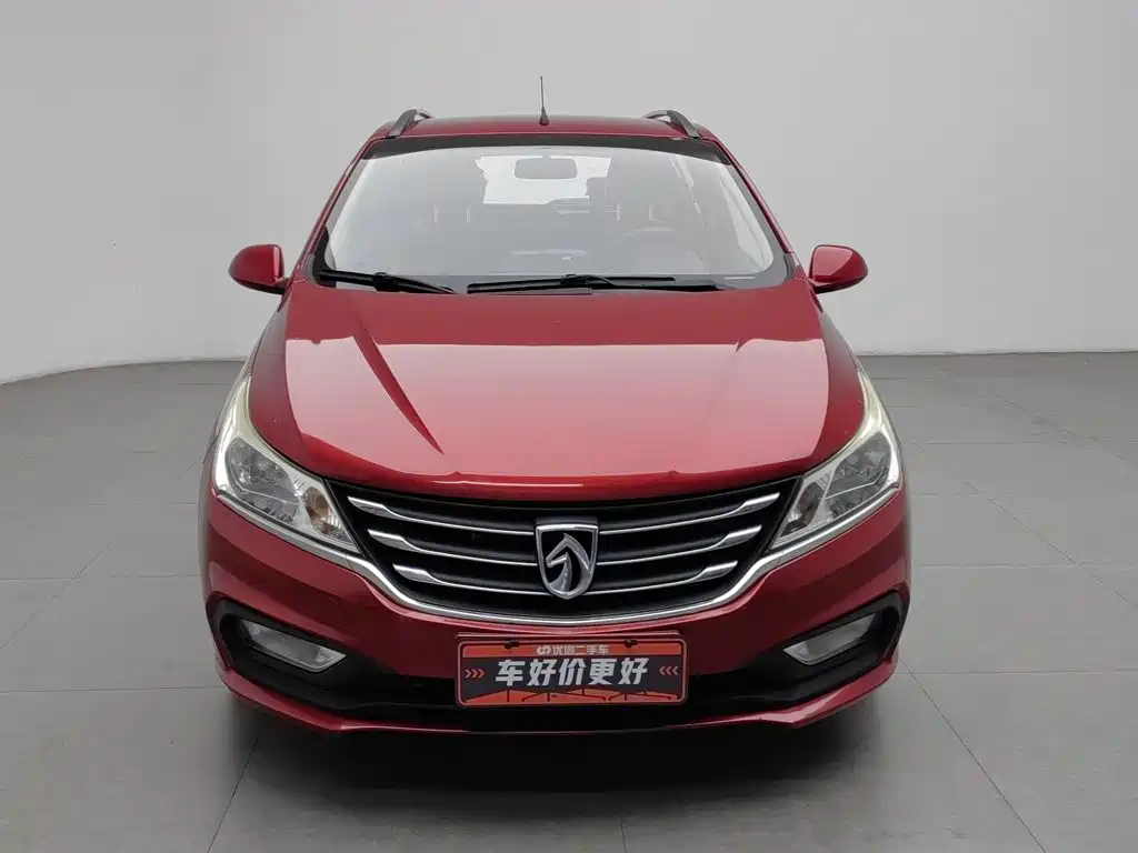 Photo 3 - Baojun 310