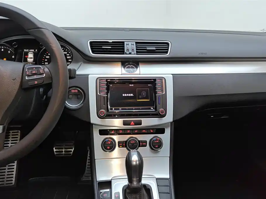 Volkswagen FAW-Volkswagen CC 2018 1.8TSI Luxury фото 13