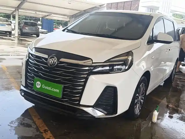 Buick GL8 2023