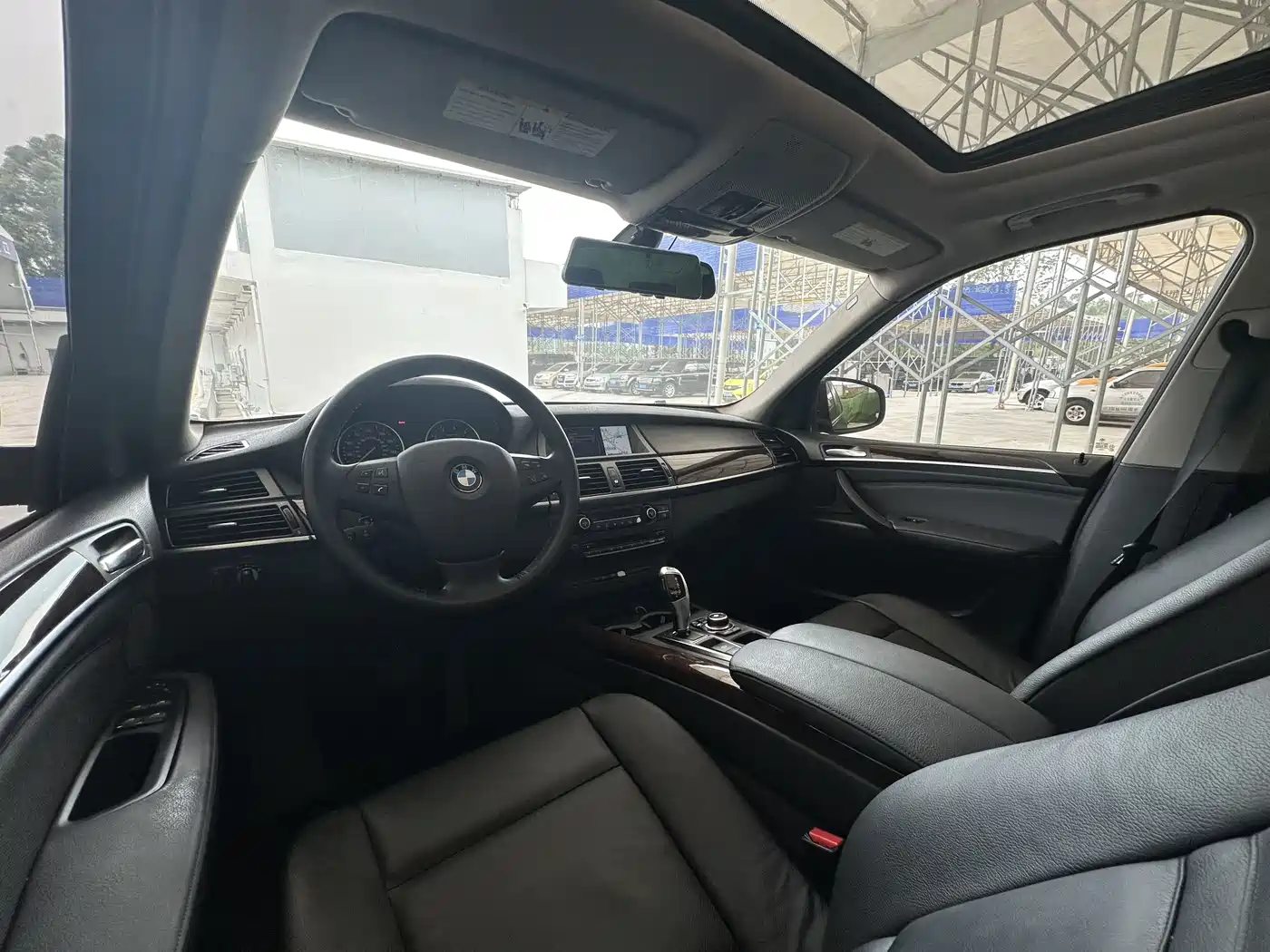 BMW X5 (Import) 2011 xDrive35i Luxury Edition фото 4