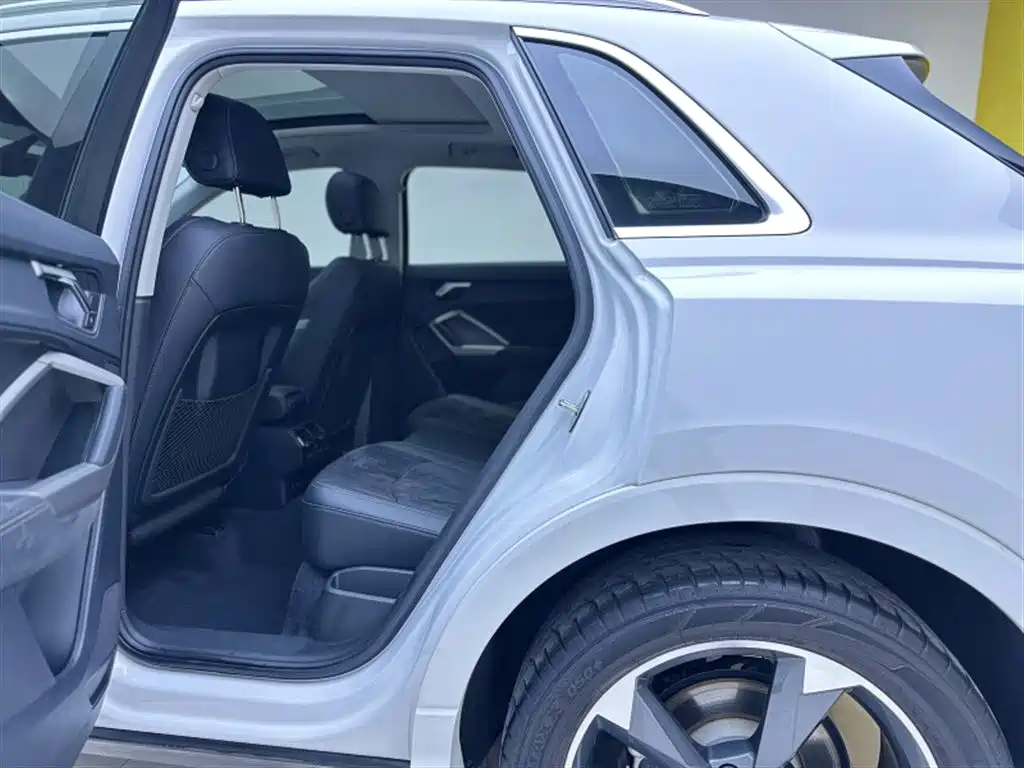 Audi Q3 2022 35 TFSI Progressive Dynamic фото 8