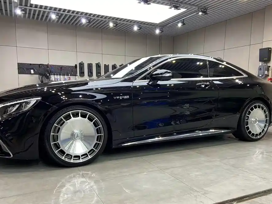Mercedes-Benz S-Class AMG 2018 AMG S 63 4MATIC+ Coupe фото 3