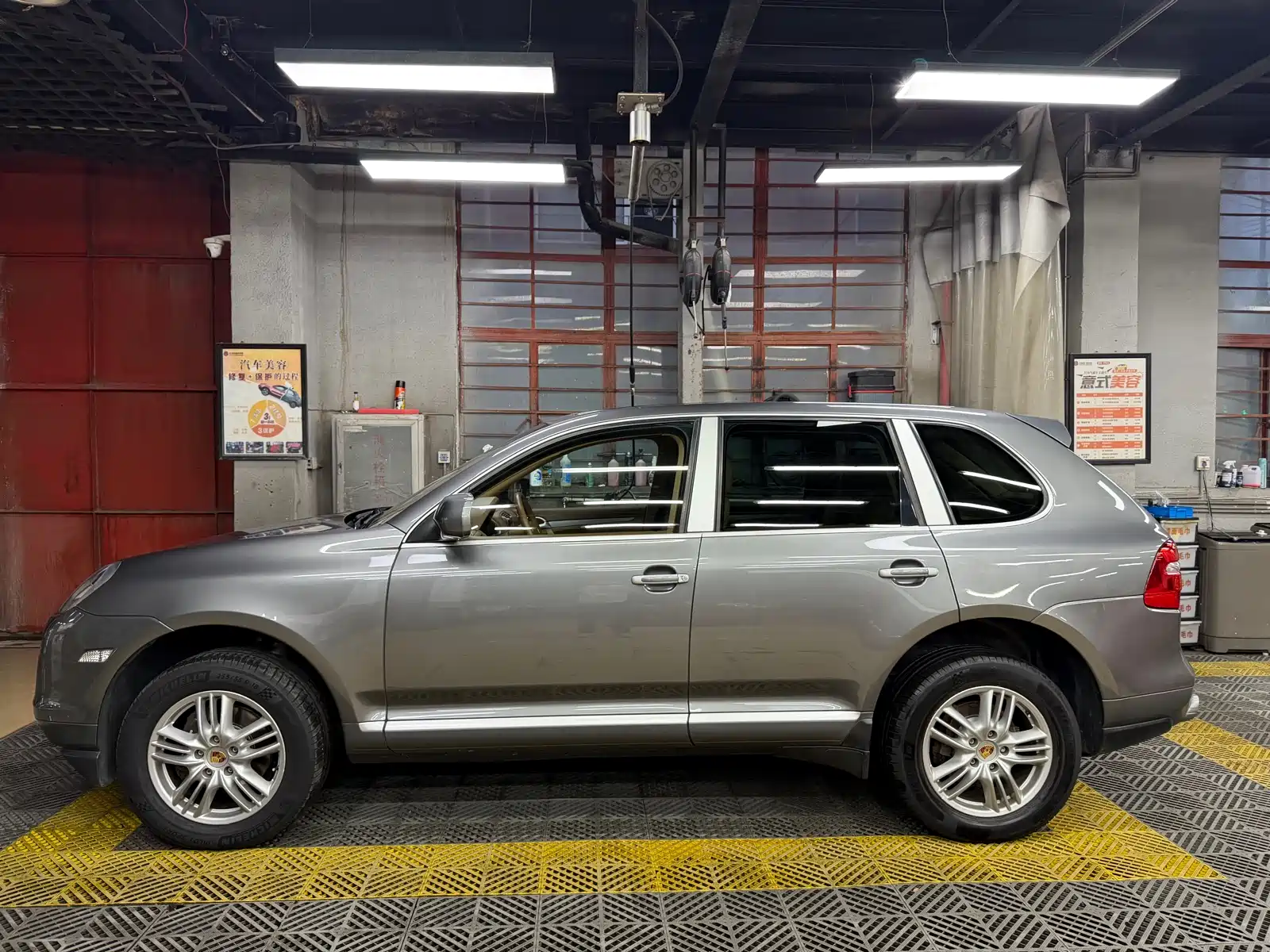 Фото 3 - Porsche Cayenne
