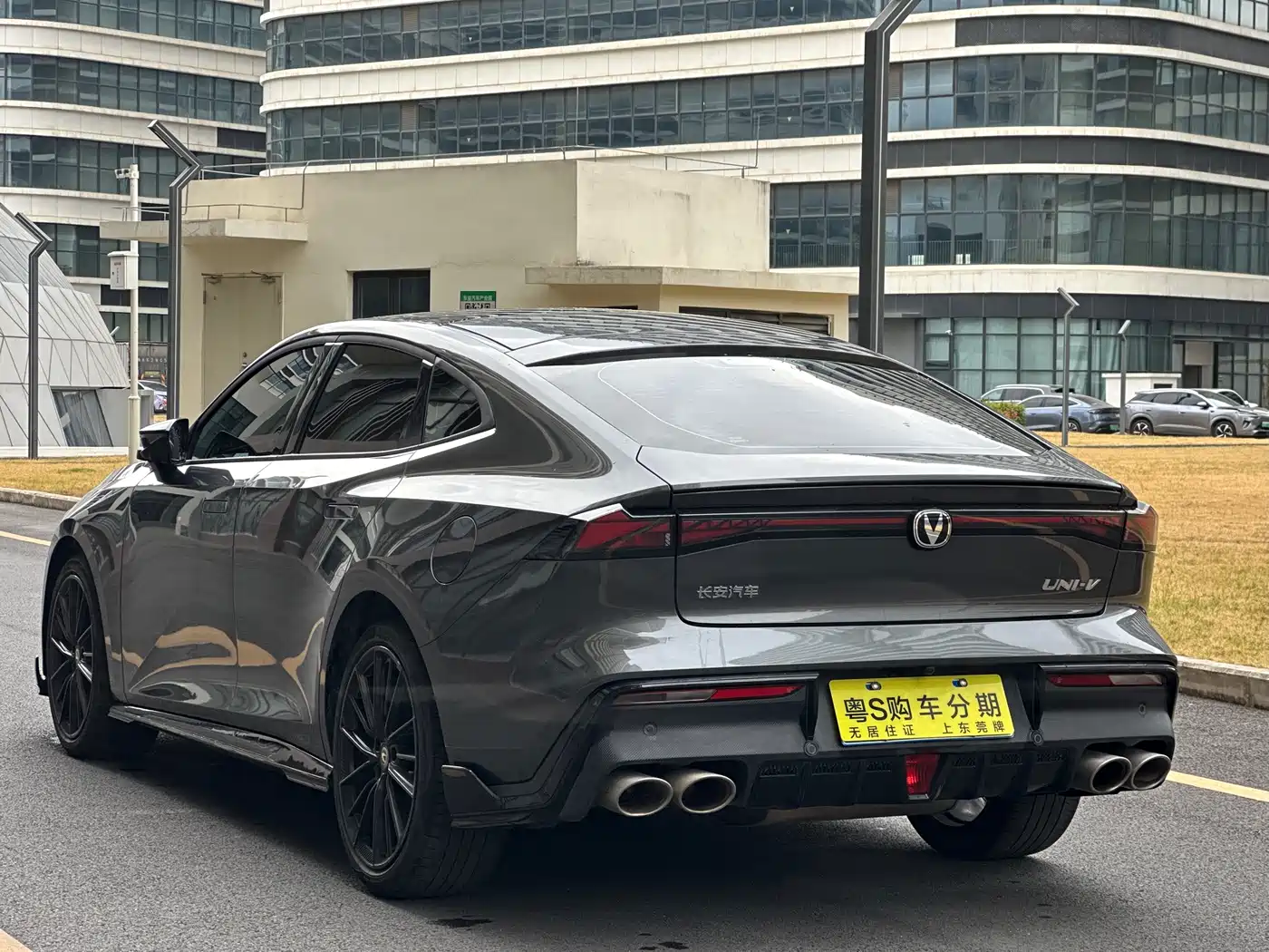 CHANGAN UNI-V