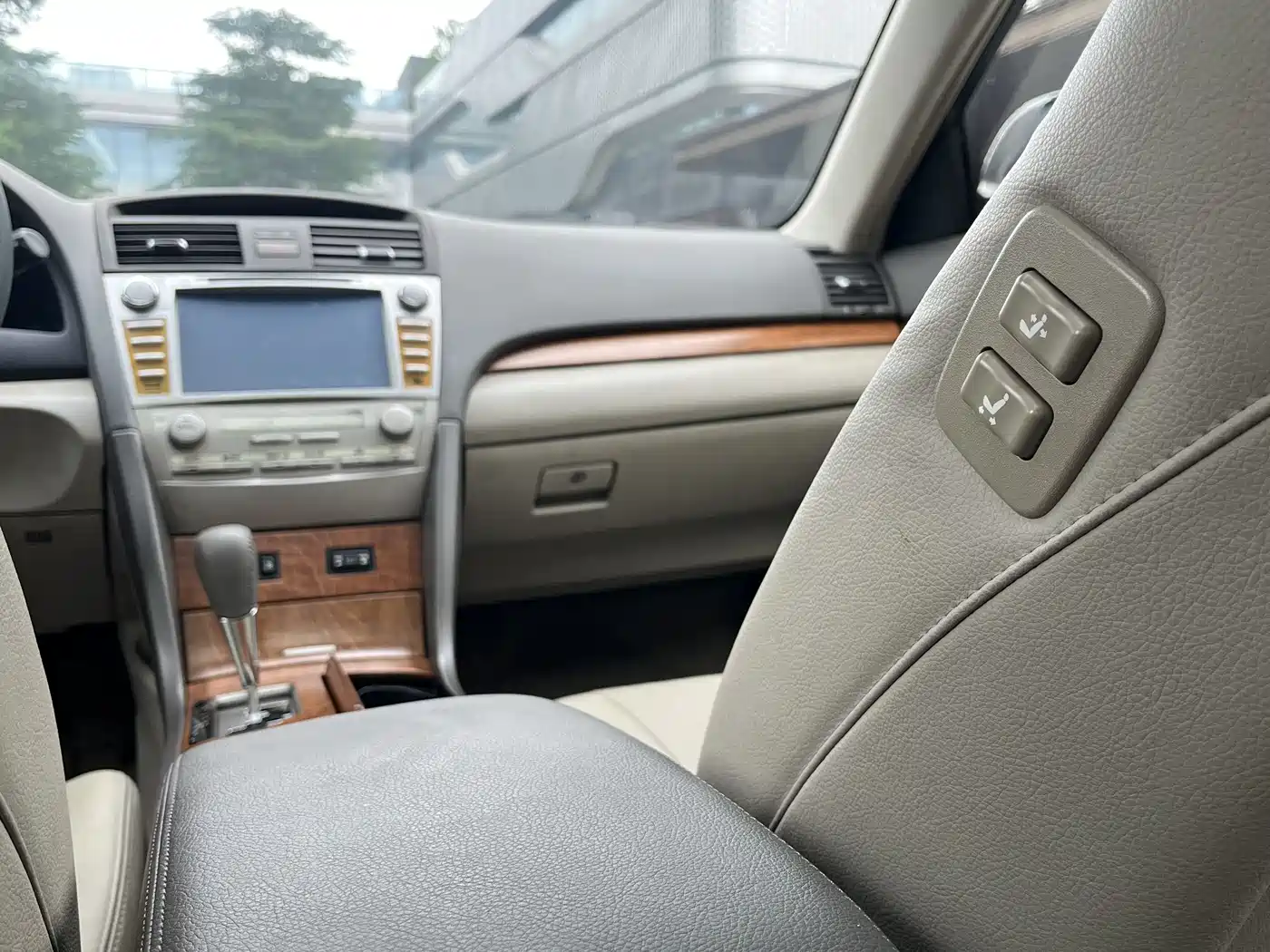 Toyota Camry 2011 200G Classic Anniversary Edition фото 17