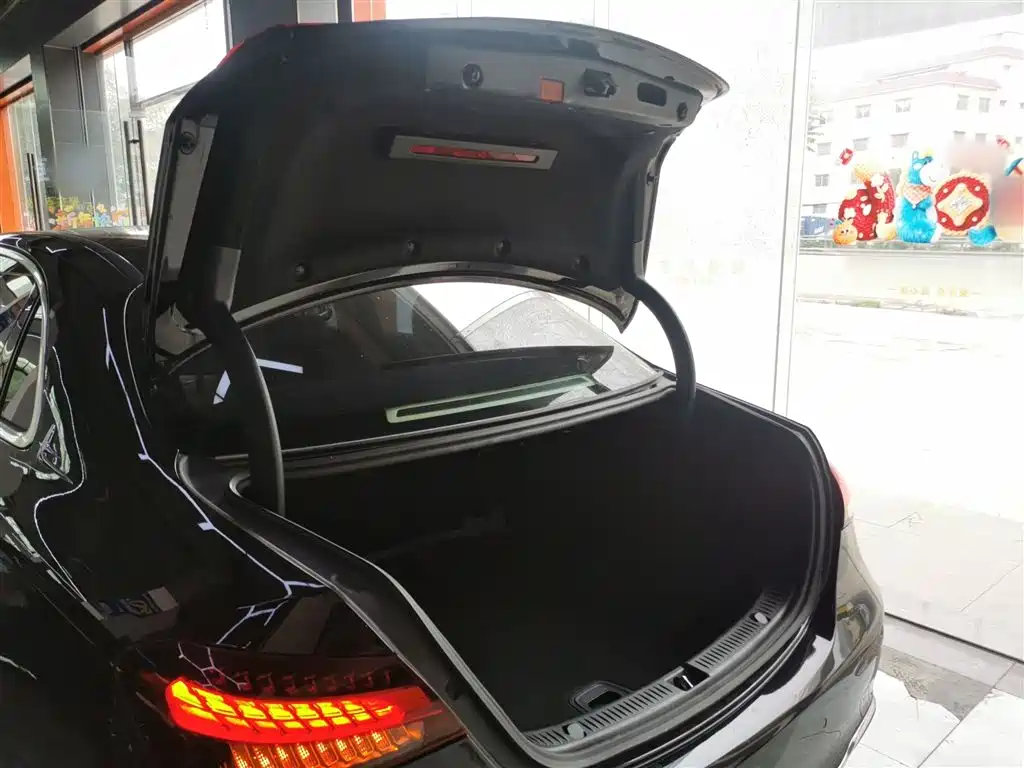 Mercedes-Benz E-Class 2021 Facelift E 260 L фото 19