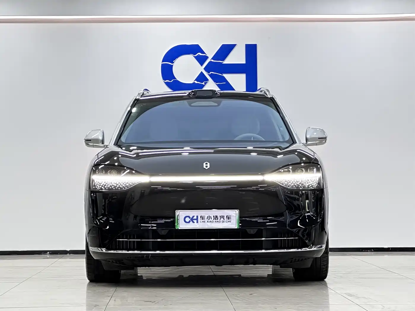 AITO Wenjie AITO M9 2024 Range Extender Ultra 52kWh 6-seater фото 2