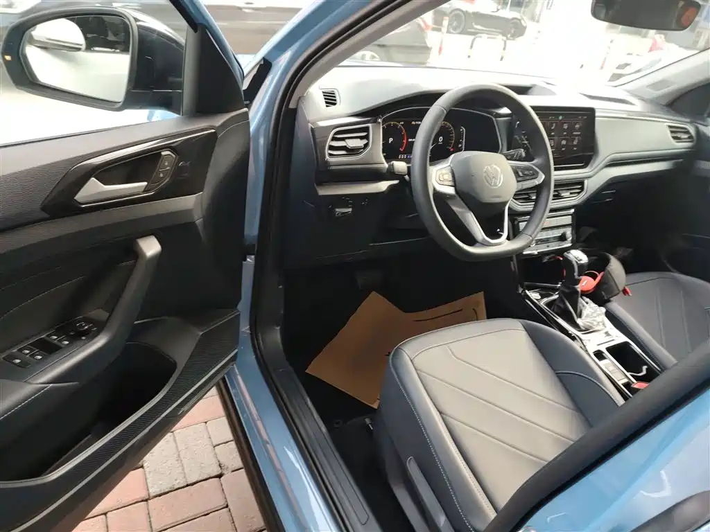 Volkswagen Tharu 2025 New Edge 300TSI Enjoyment Edition фото 16