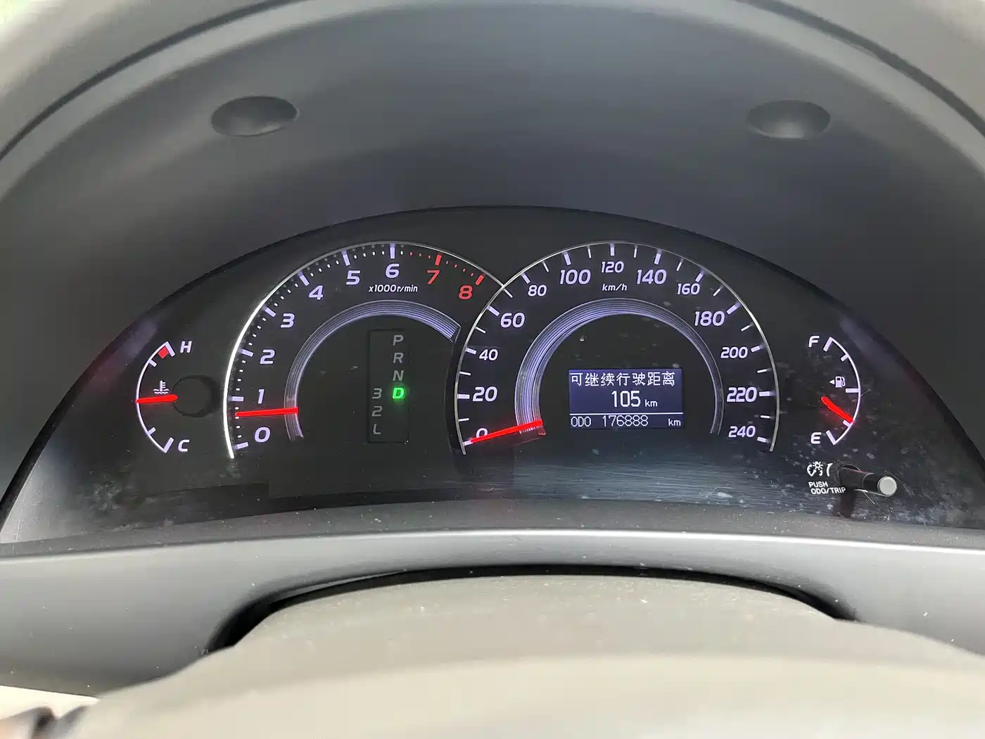 Toyota Camry 2011 200G Classic Anniversary Edition фото 29