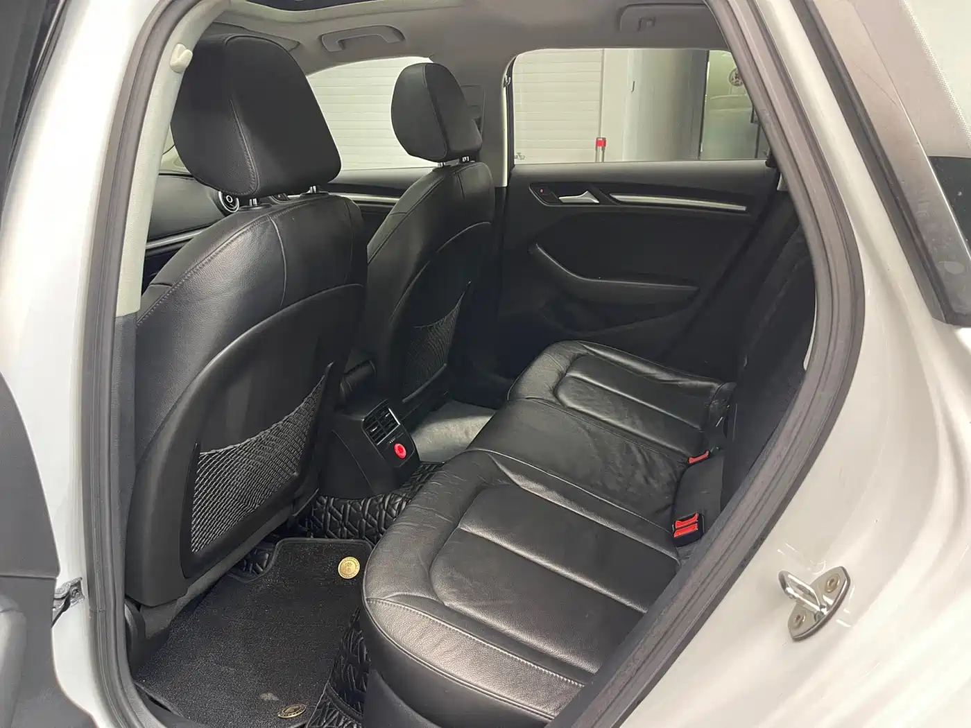 Audi A3 2015 Sportback 35 TFSI Millionth Anniversary Comfort Enjoyment Type фото 11