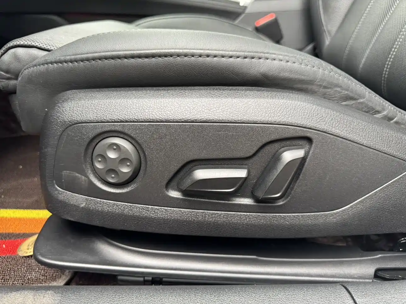 Audi A4L 2020 40 TFSI Fashion Dynamic Edition фото 10