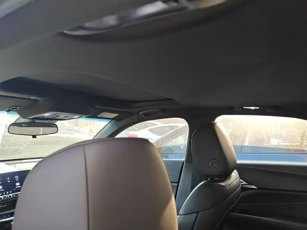 CADILLAC CT4