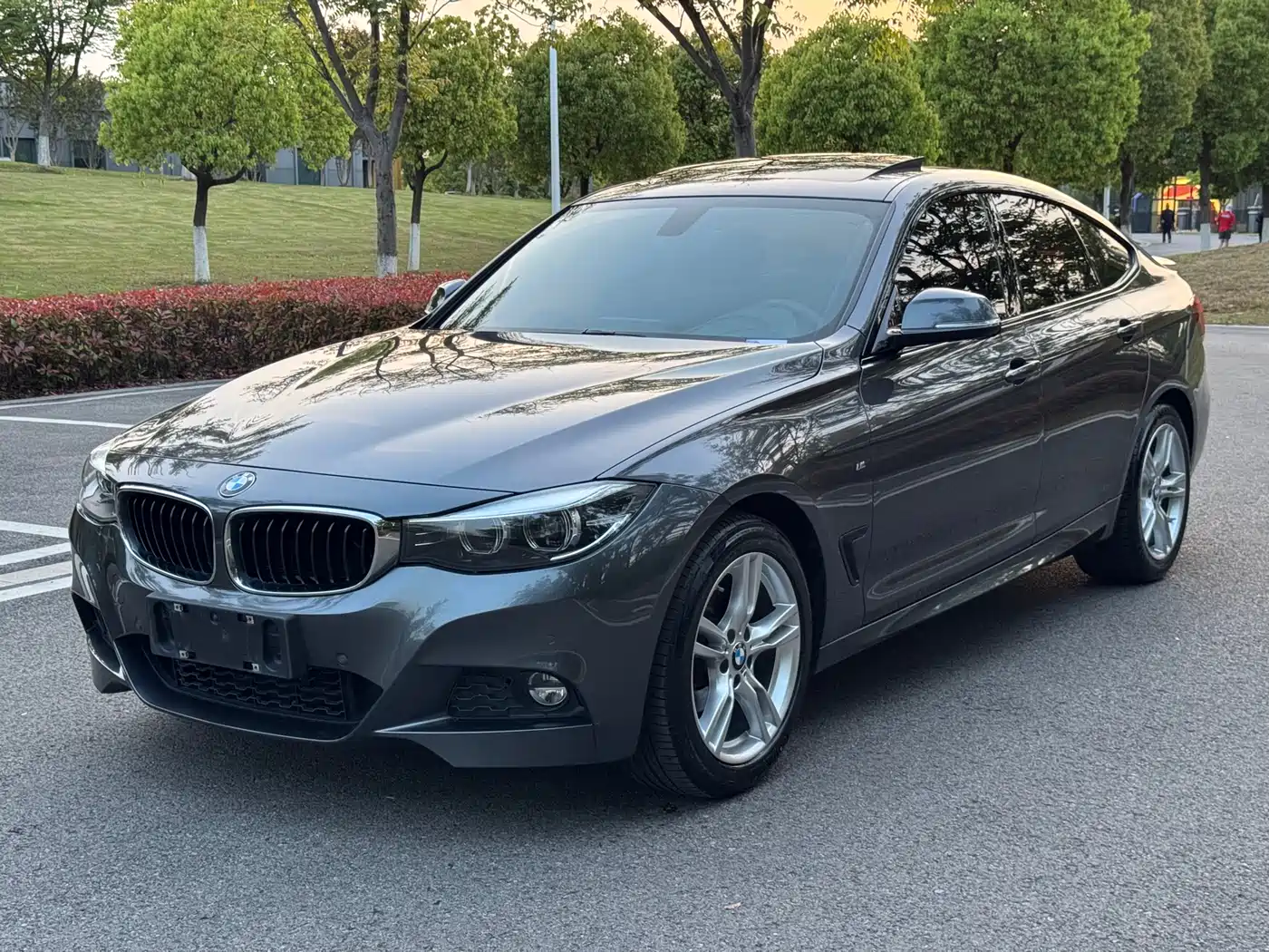 BMW 3 Series GT 2020 320i M Sport Package фото 2