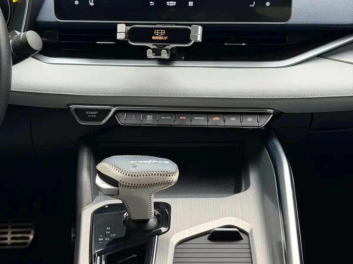 Фото 26 - Geely Preface