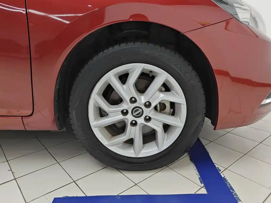 Nissan Tiida, миниатюра 6