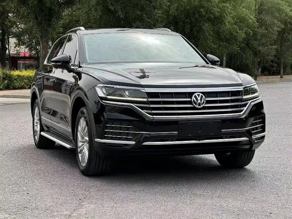 Volkswagen Touareg 2019 2.0TSI Sharp Wing Edition China V фото 3
