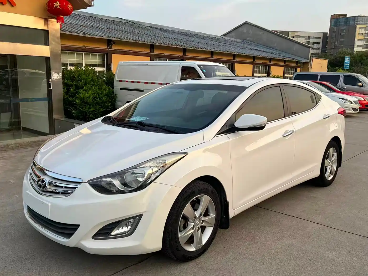Hyundai Langdong 2012 1.6L Manual Leading
