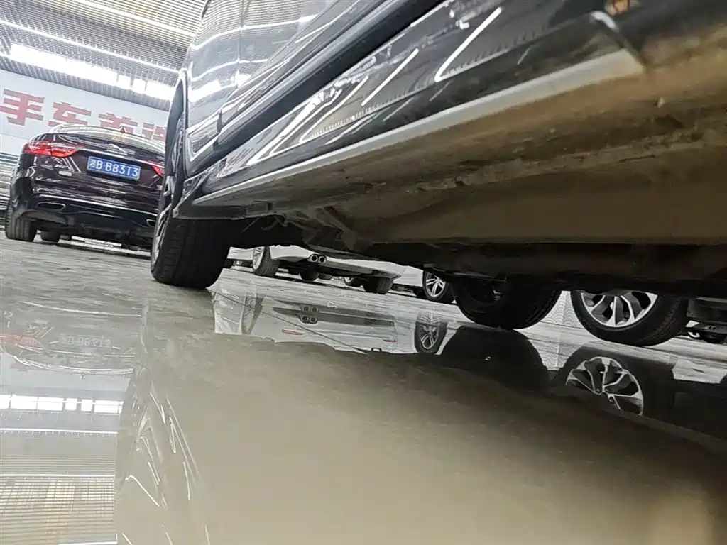 Mitsubishi Outlander 2020 2.4L 4WD Luxury 5-seater фото 21