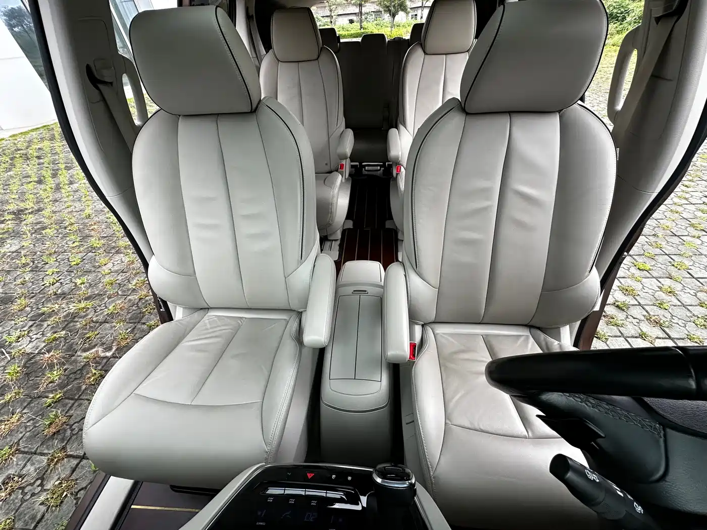 Buick GL8 2020 Model Land Business Class 652T Luxury фото 24