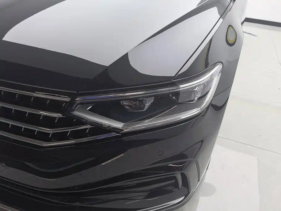 صورة 5 - Volkswagen Magotan