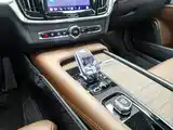 Фото 11 - Volvo S90
