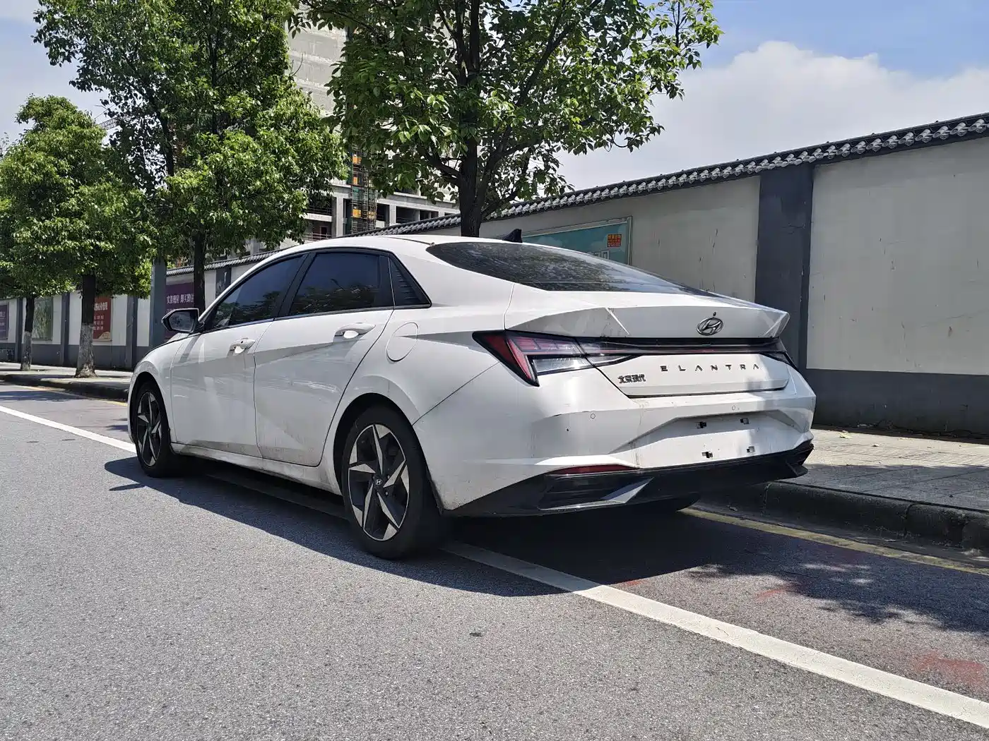 Hyundai Elantra 2021 1.5L CVT GLS Leading Edition фото 7