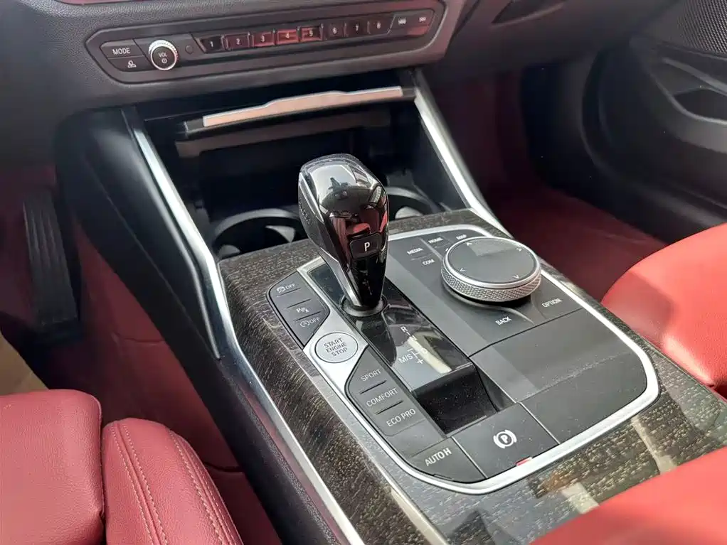 BMW 3 Series 2022 325Li M Sport Package фото 9