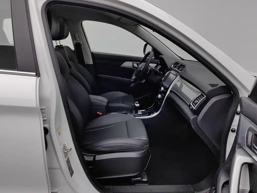 Photo 23 - Haval H2